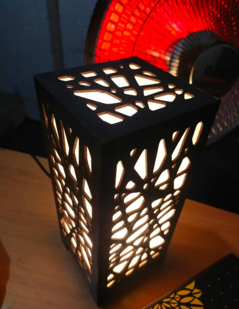 Intricate Design Wooden Desk Lamp