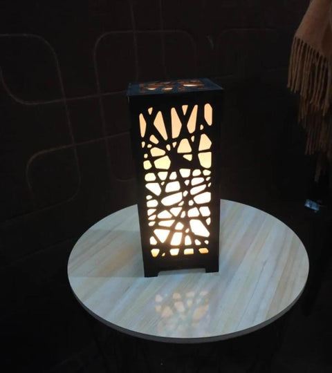 Intricate Design Wooden Desk Lamp